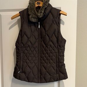 Eddie Bauer Women's Dark Brown Quilted Goose Down Vest with Faux Fur Collar